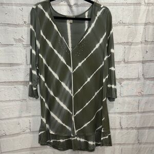 ONE WORLD Olive and White Tunic